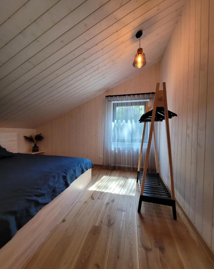 Beach House Trimpas Ungeni Eksteriør billede