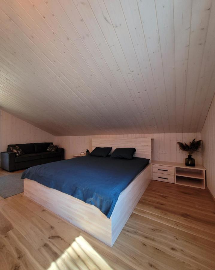 Beach House Trimpas Ungeni Eksteriør billede