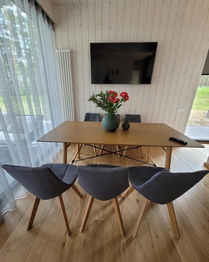Beach House Trimpas Ungeni Eksteriør billede