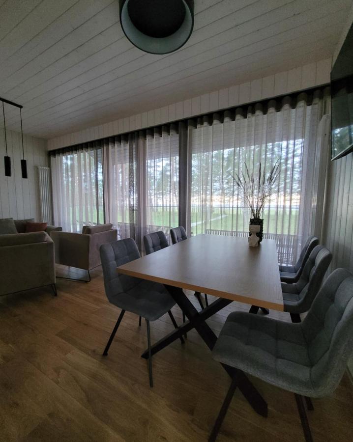 Beach House Trimpas Ungeni Eksteriør billede